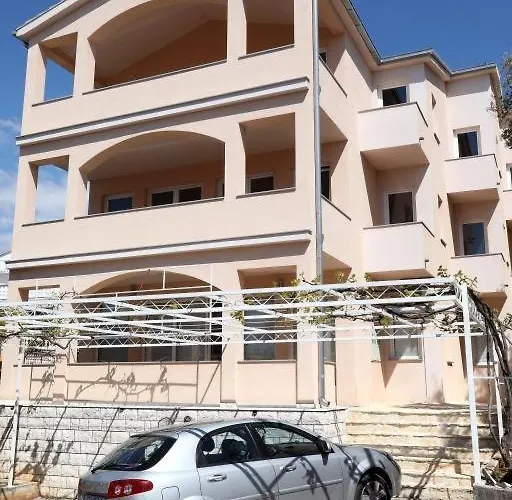 In Okrug Gornji With Terrace, Air Conditioning, Wifi, Washing Machine 5059-3 Apartment Trogir