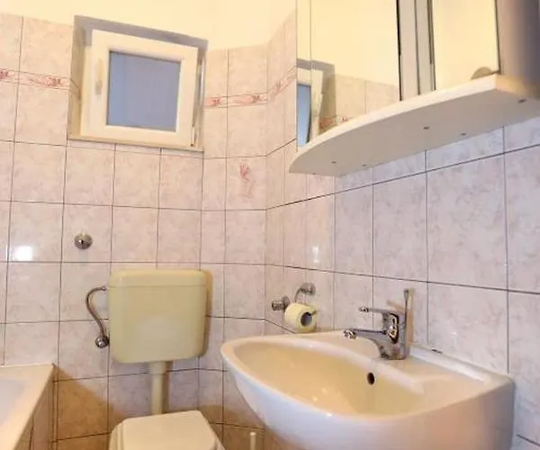 In Okrug Gornji With Terrace, Air Conditioning, Wifi, Washing Machine 5059-3 *